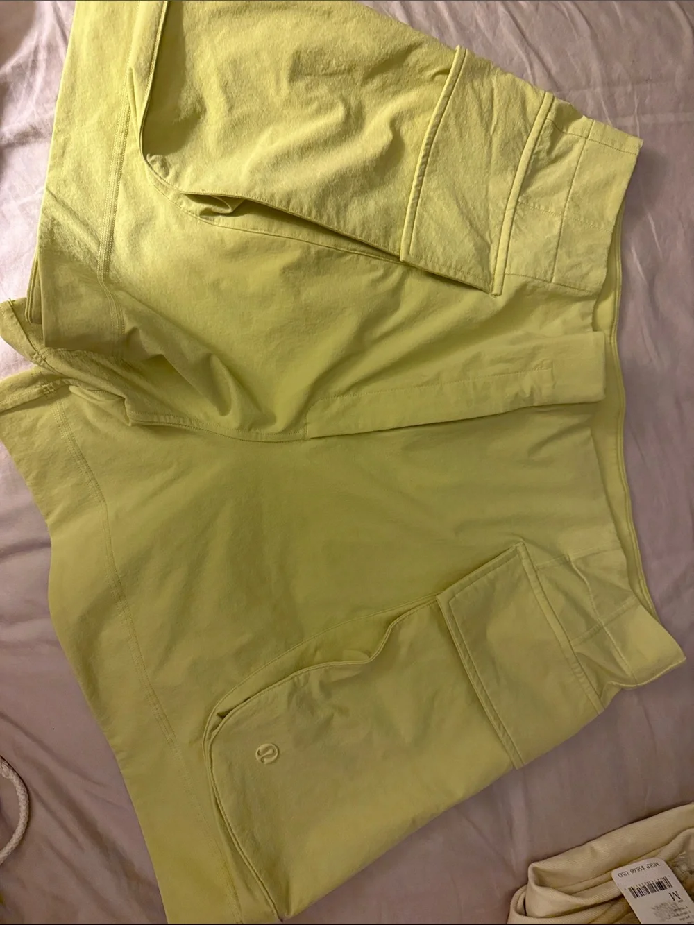 Lululemon - Picture 1 of 7